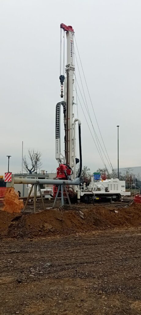 2649 Mi40 foreuse Massenza drilling rigs chantier Voghera