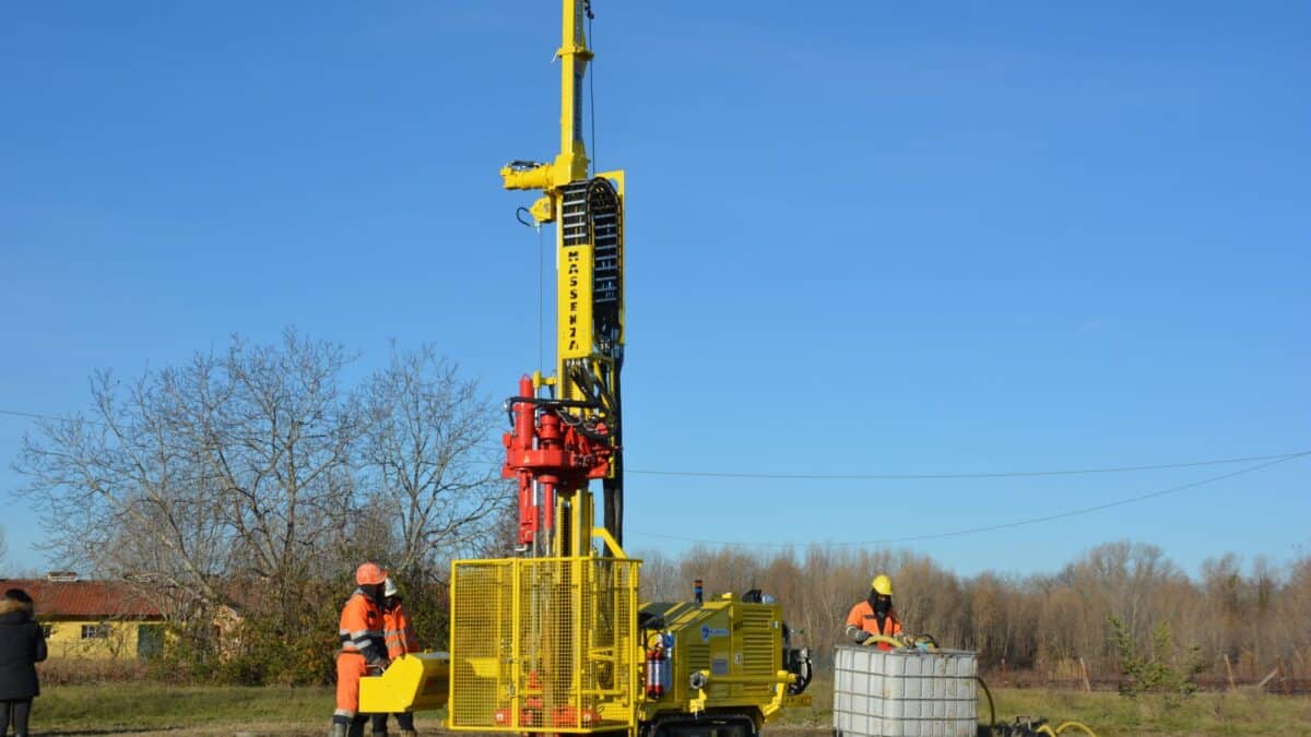 2574 Mi4 foreuse Massenza Drilling rigs vidéo chantier