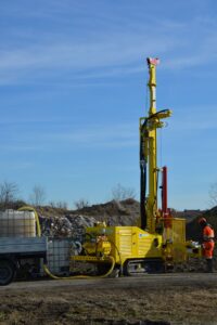 2574 Mi4 foreuse Massenza Drilling rigs vidéo chantier